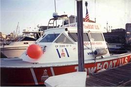 Capt Gale Young's Tow Boat US "Express" - 31 Bertram