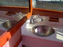 31 Bertram - Flybridge Cruiser - $135,000.00 USD