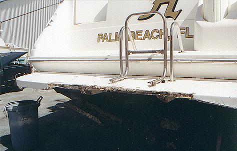Damaged Swim Platform - 37' Sea Ray